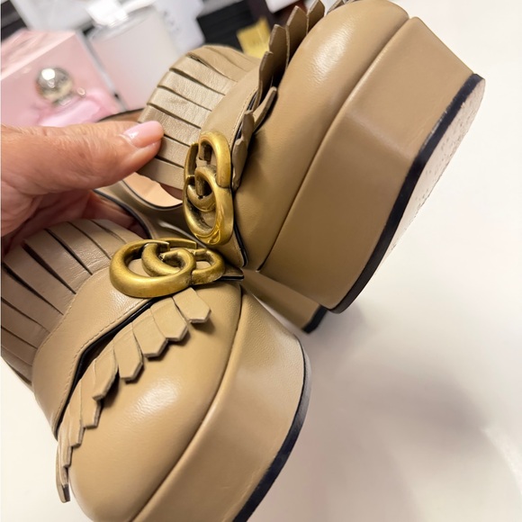 Gucci Beige Leather Fringe Heels Double G Logo Leather Pumps - Picture 7 of 9